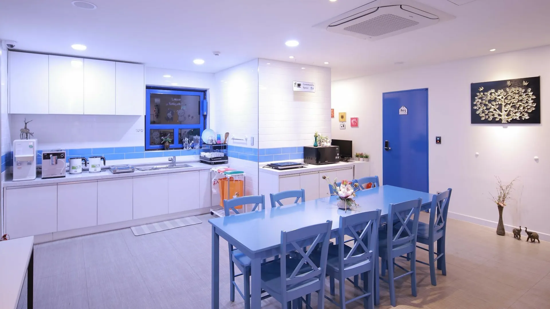 فندق Road Myeongdong سيول 2*,  كوريا الجنوبية