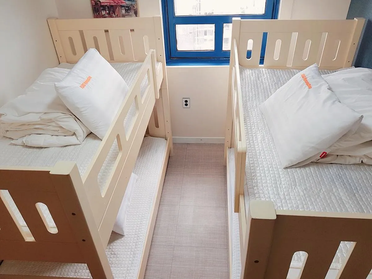 Hotel Road Myeongdong Seul Pensjonat